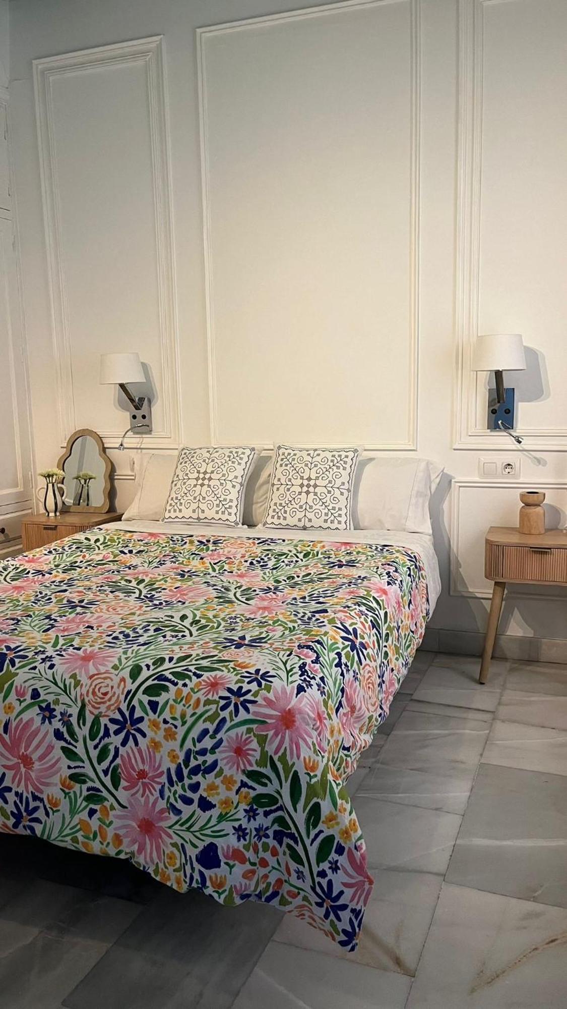 Apartamento En Casco Antiguo - Plaza De La Gavidia Σεβίλλη Εξωτερικό φωτογραφία